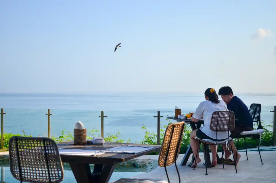 Sunset Dining in Jimbaran